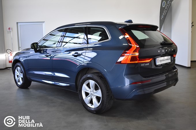 VOLVO XC60 B4 (d) automatico Core